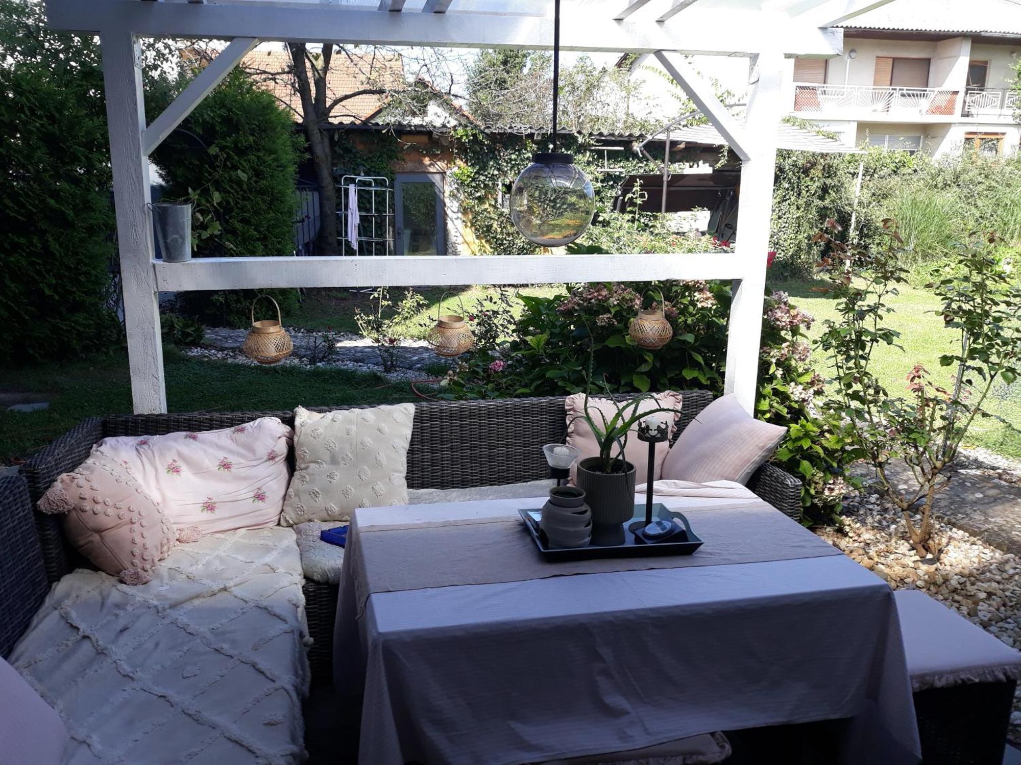 Apartment Baci For 4 Guests Любляна Екстериор снимка